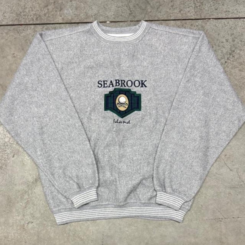 Vintage 90s Seabrook Island Golf Course Embroidered Logo Fleece Sweatshirt